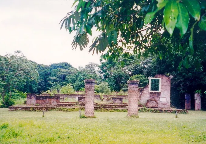 ©Brokopondo at Dutch Wikipedia, Public domain, via Wikimedia Commons