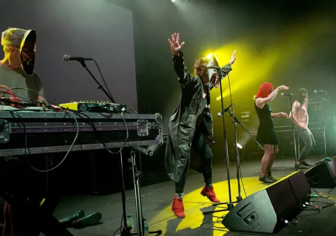 Les Pussy Riot le 26 août sur la scène du Greenbelt Festival. ©RNS/Ali Johnston/Greenbelt Festival