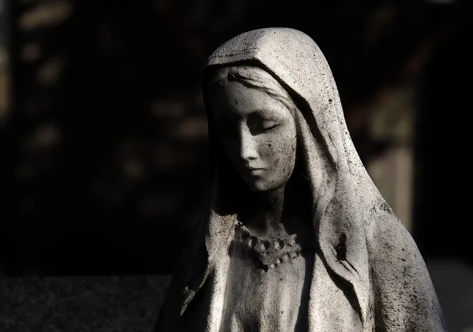 Jugée à Dijon pour dérive sectaire mariale ©Pixabay