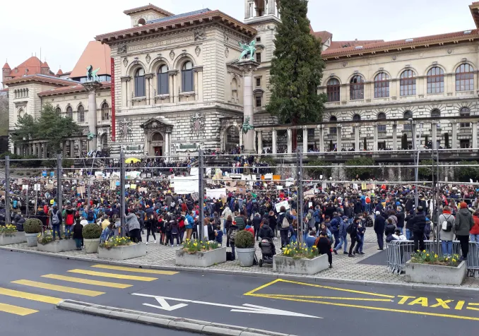 Manifestation pour le climat à Lausanne