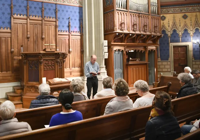 La liturgie est plus courte mais tout autant aboutie que lors d'un culte traditionnel © Alain Grosclaude