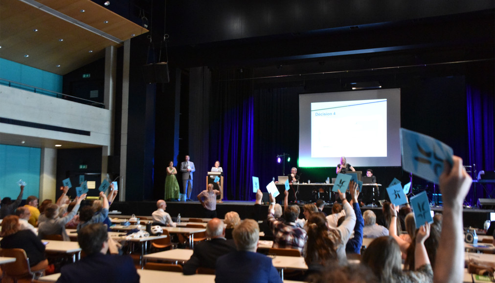 Comptes & Gestion, bilans et perspectives pour la dernière session synodale de la législature 2019-2024 Comptes & Gestion, bilans et perspectives pour la dernière session synodale de la législature 2019-2024