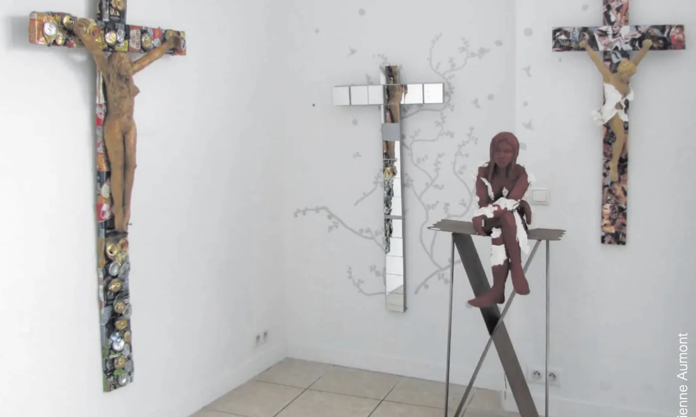 Le triptyque Ainsi soit-il (2012) invitait les spectateurs à un changement d'attitude © Fabienne Aumont