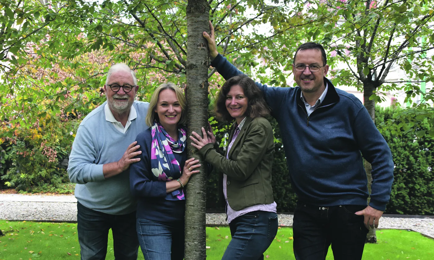 De gauche à droite: Julian Woodford, Marie Cénec, Christel Hofer, Emmanuel Jeger. Ne sont pas sur la photo: Olivier Keshafjee, Renaud Rindlisbacher. © EERV - Gérard Jaton