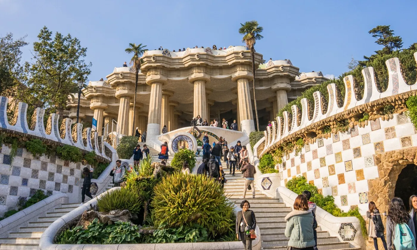 Le Parc Güell à Barcelone, conçu par Gaudi ©Pixabay