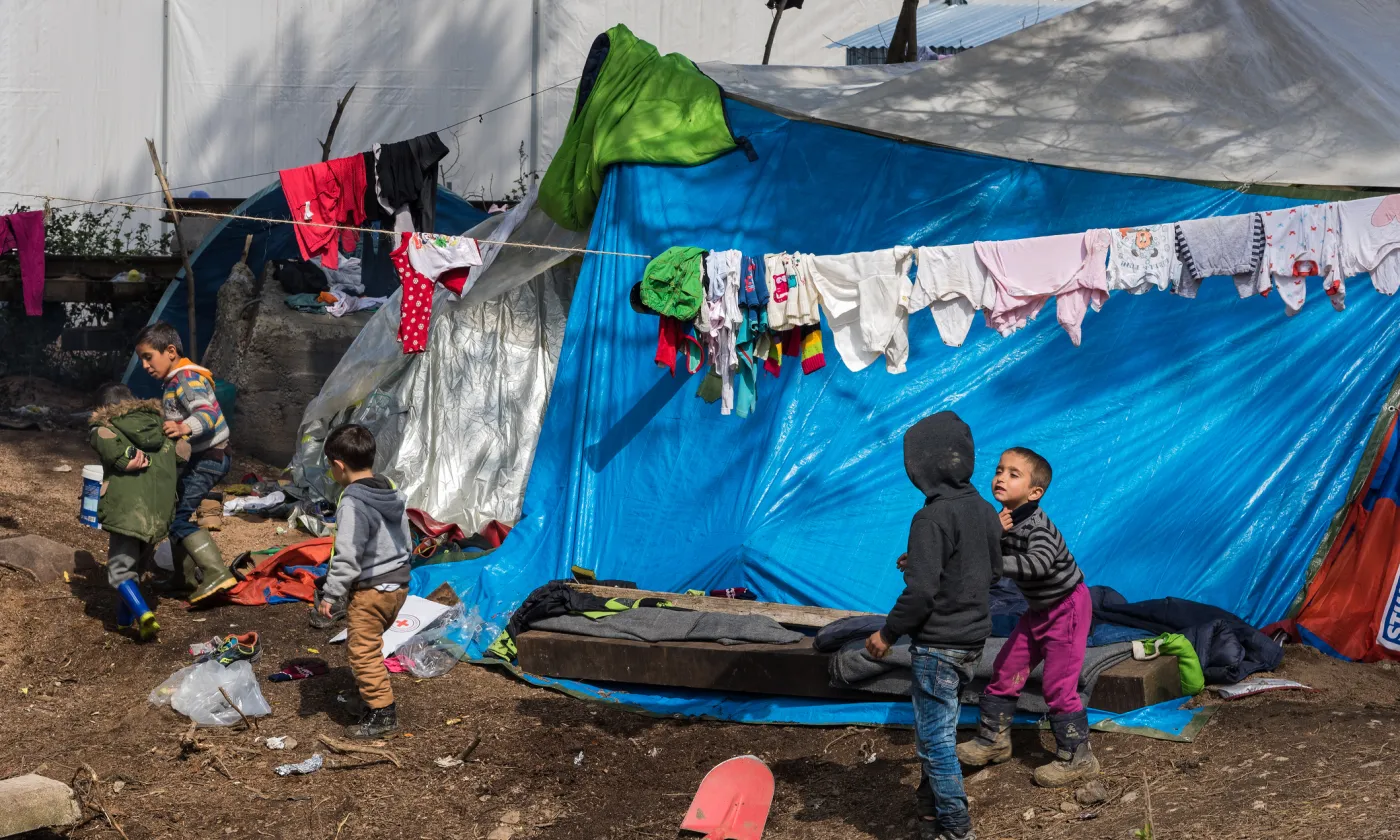 Camp de réfugiés en Grèce. © iStock/dinosmichail