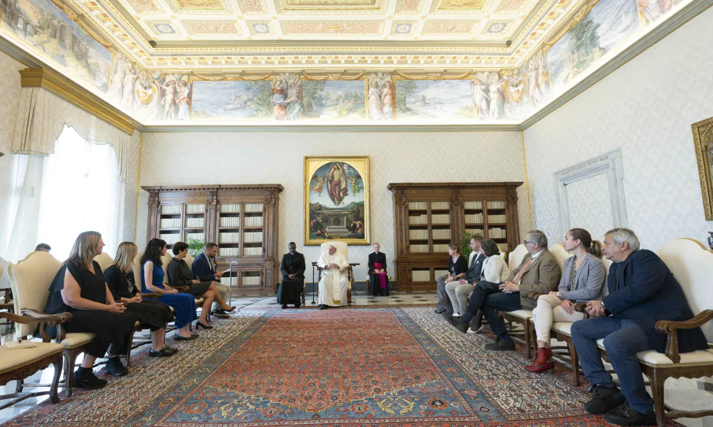 La délégation oecuménique d'aumôniers vaudois s'entretient avec le pape François © Vatican Media