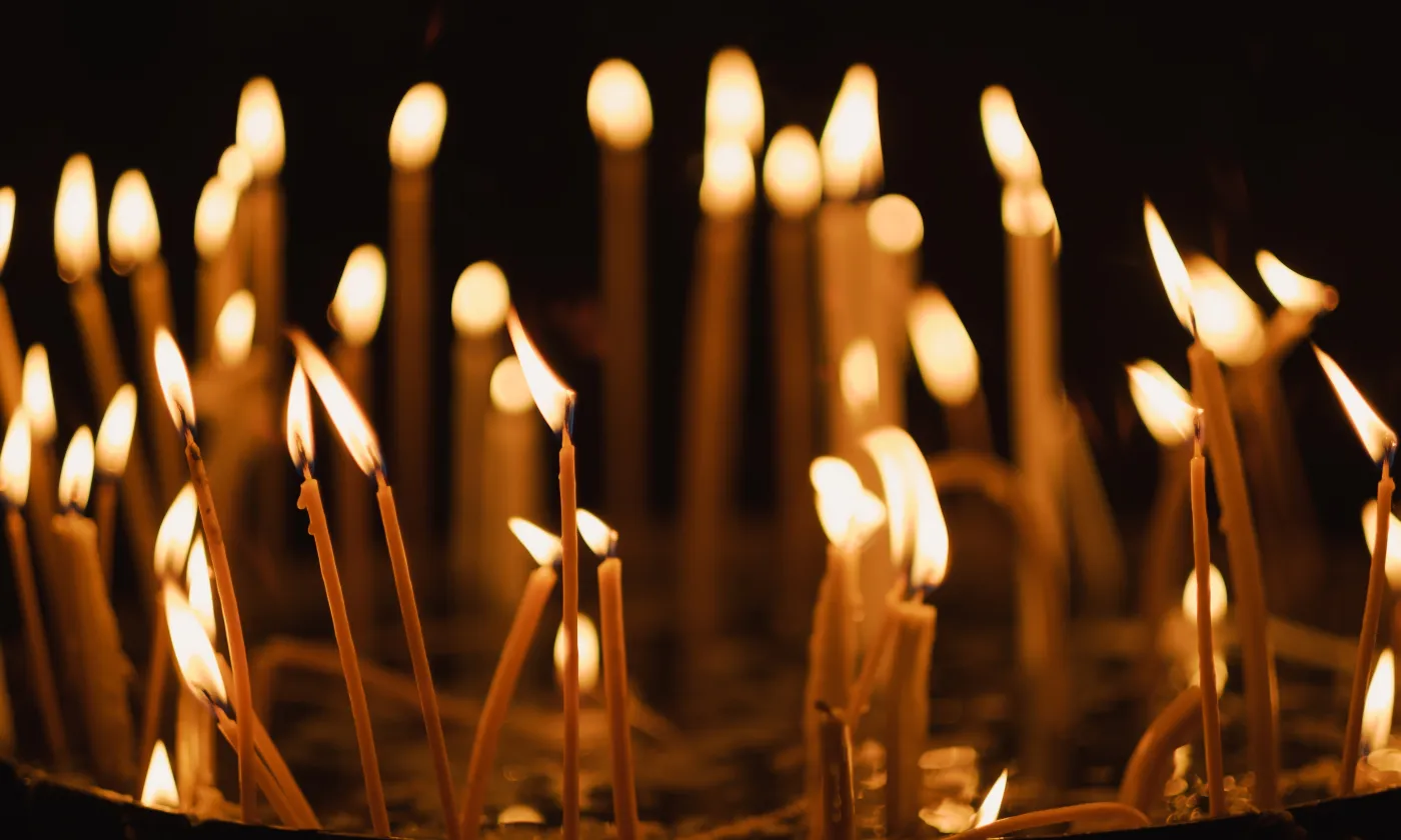 arder l’espérance face aux massacres. © Levi Meir Clancy – unsplash