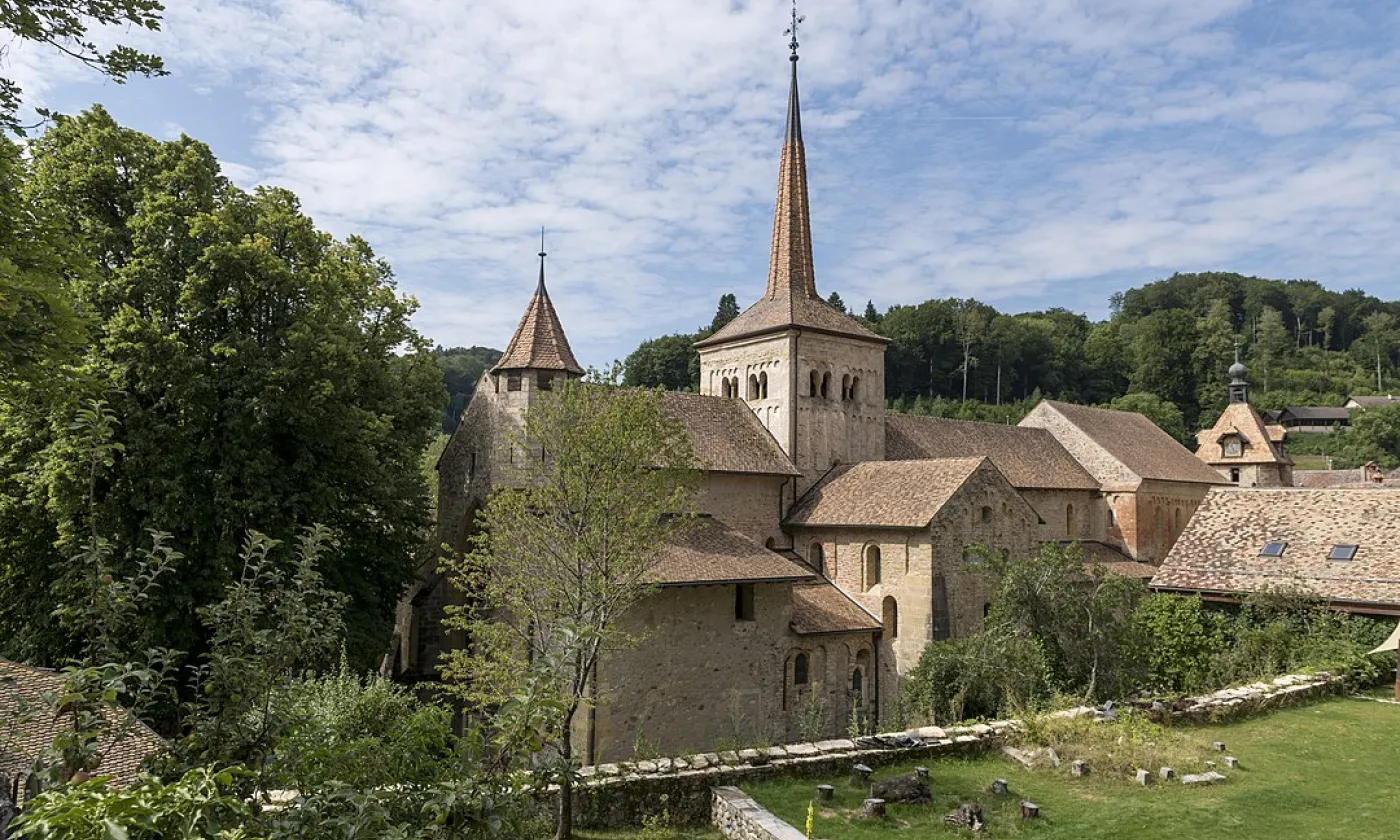 Abbatiale de Romainmôtier (©Trisente, CC BY-SA 4.0 Wikimedia Commons)
