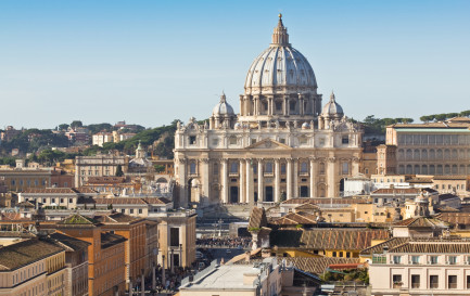 La basilique Saint-Pierre au Vatican / ©iStock